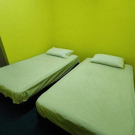 D'Bj Motel Bayan Lepas Exterior foto