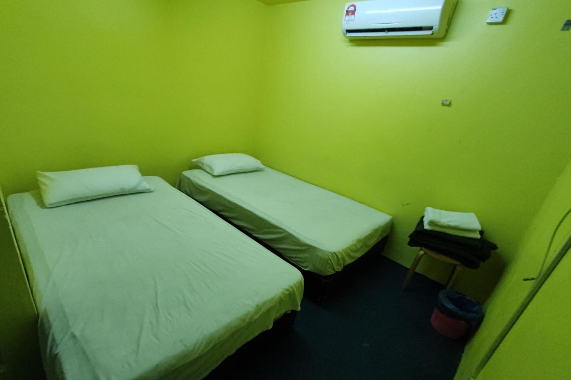 D'Bj Motel Bayan Lepas Exterior foto
